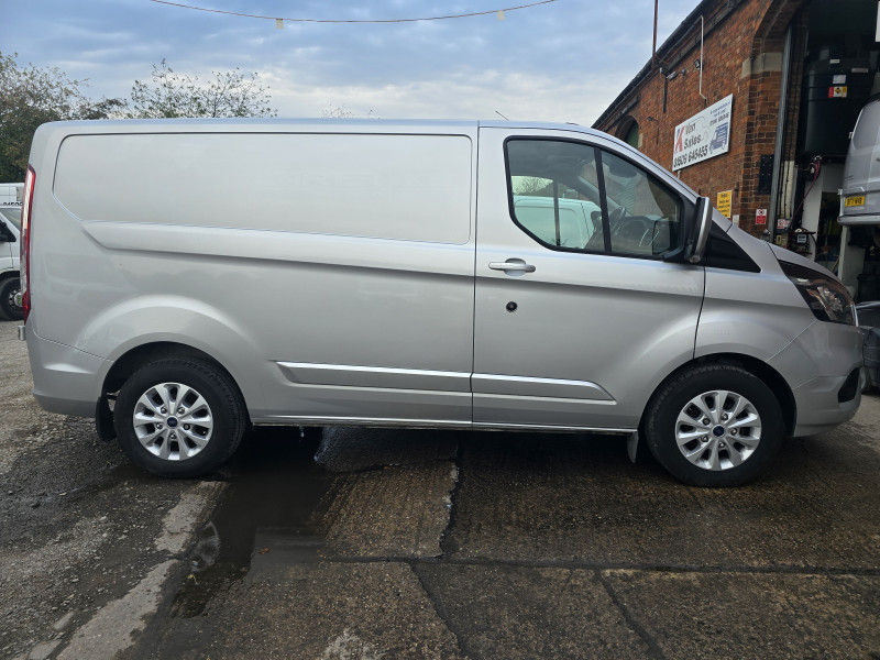 Ford Transit (2022) — photo 6
