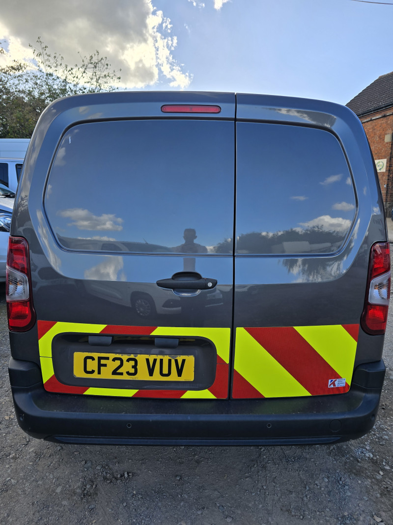 Citroen Berlingo Enterprise (2023) — photo 3