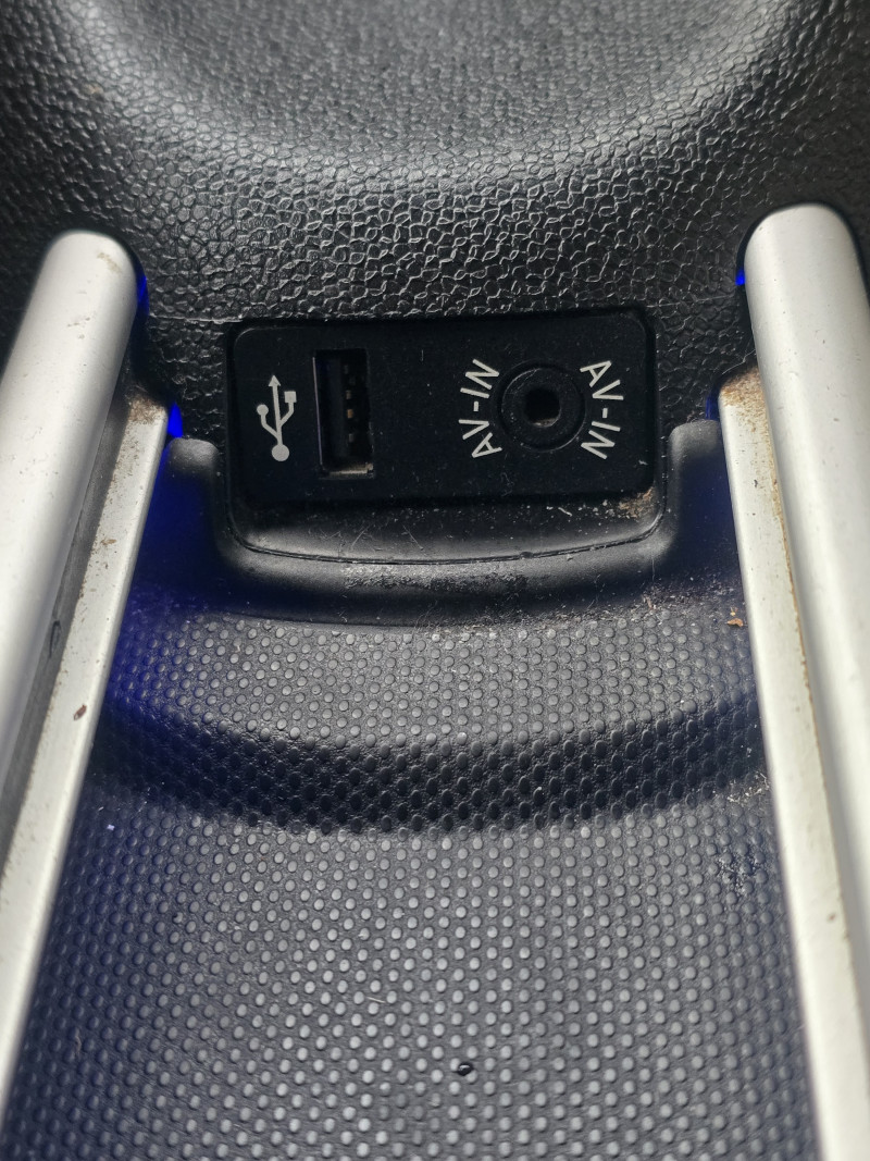 Mini Cooper S (2011) — photo 16