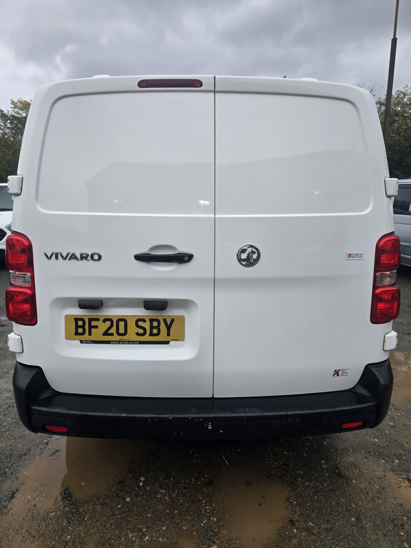 Vauxhall Vivaro L2 (2020) — photo 5