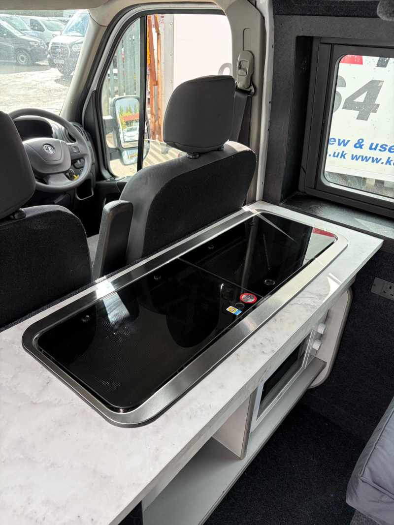 Vauxhall Movano L2 H3 Camper van (2017) — photo 2